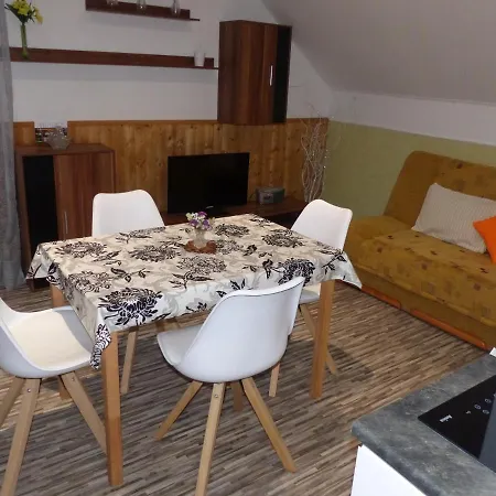 Plischke 公寓 利波瓦拉尼