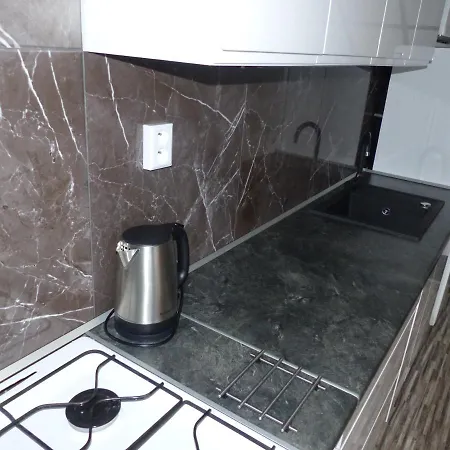 Plischke 利波瓦拉尼